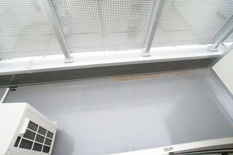 15/22 バルコニー