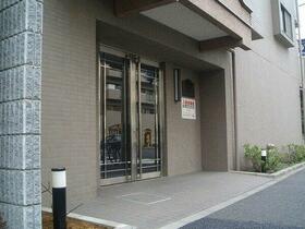 15/16 エントランス