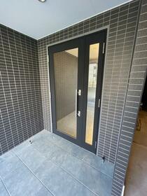 4/5 エントランス