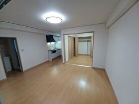 4/16 リビング/ダイニング