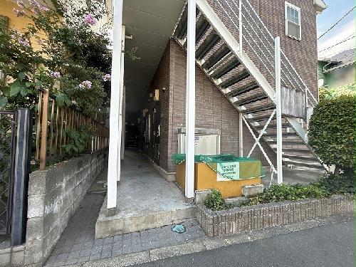 14/14 エントランス