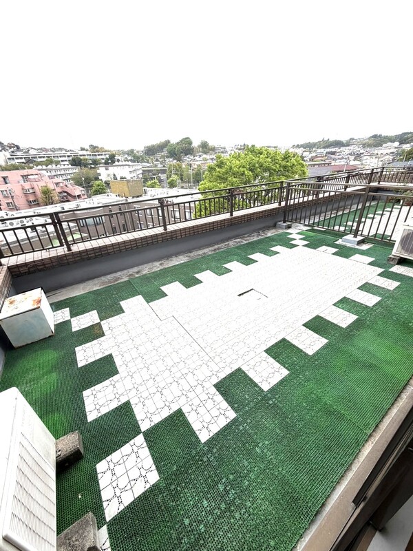 16/17 バルコニー