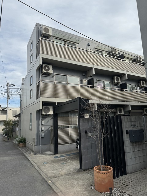 17/26 エントランス