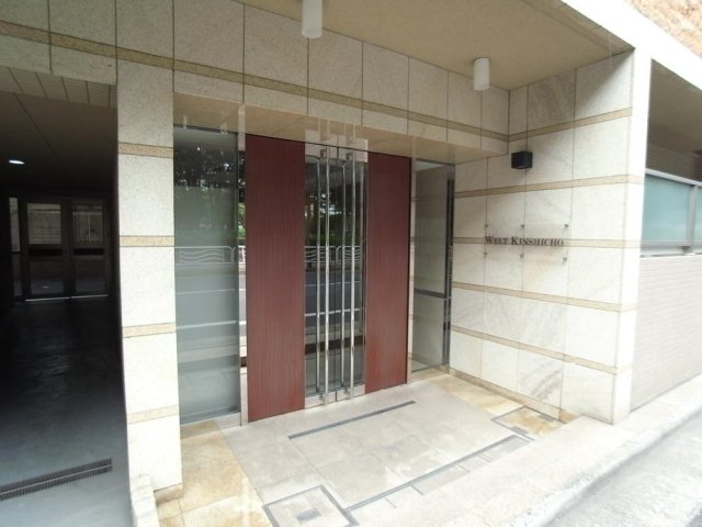 2/3 エントランス