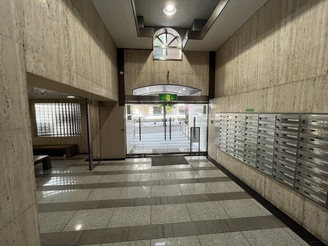 6/7 エントランス