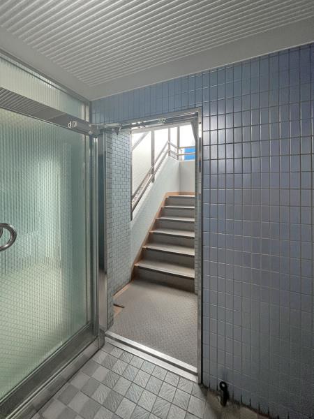 4/5 エントランス