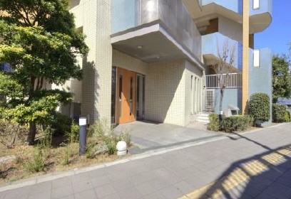 3/3 エントランス