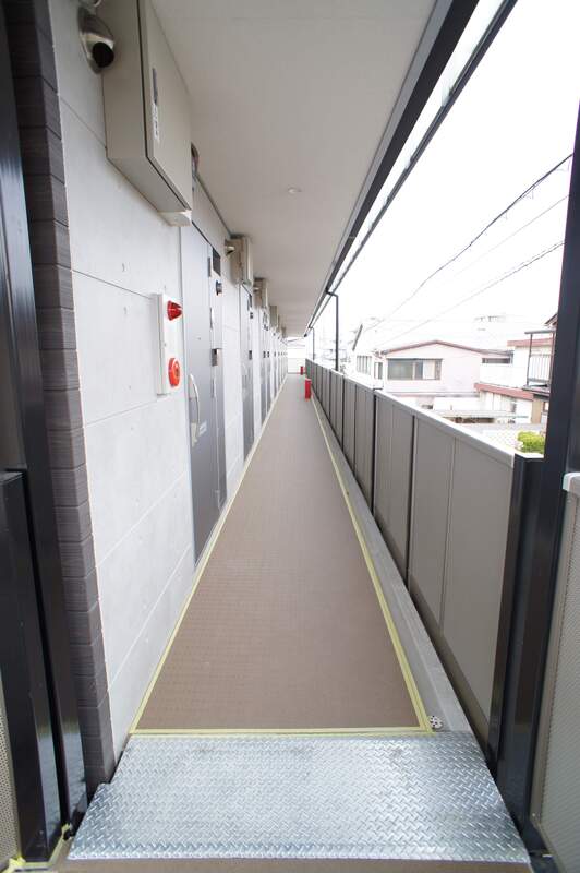 21/29 エントランス