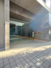 13/13 エントランス