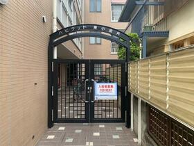 5/5 エントランス