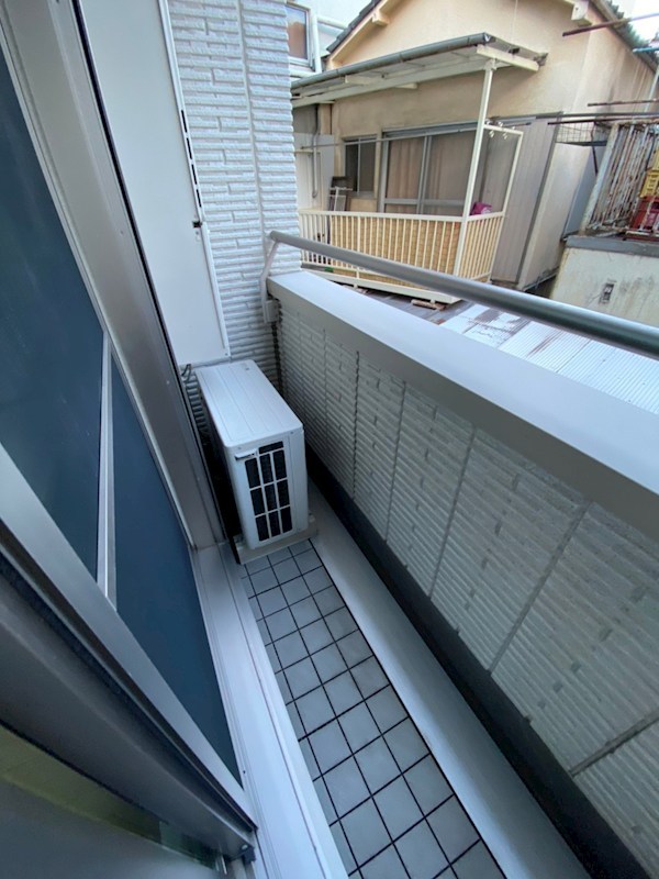 13/16 バルコニー