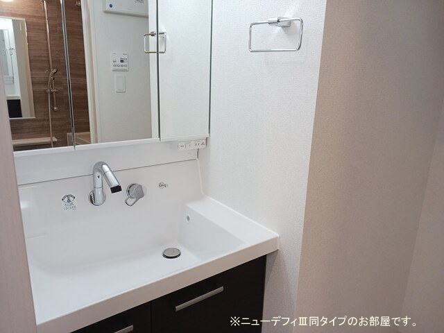 18/30 洗面