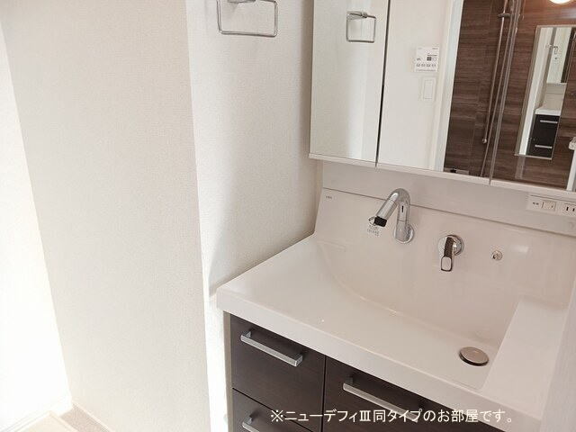 18/30 洗面