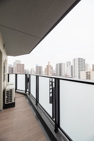 13/17 バルコニー