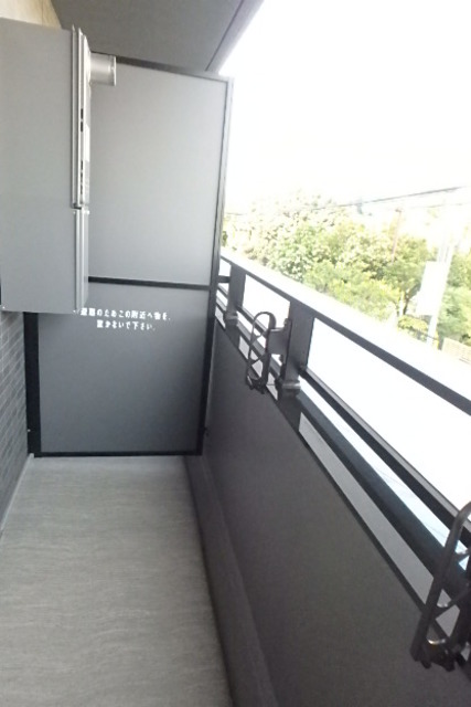 19/29 バルコニー