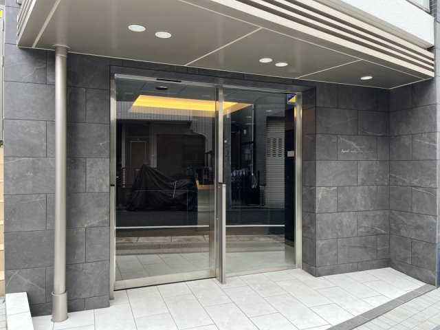 8/11 エントランス