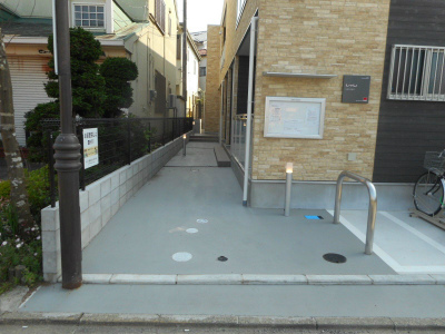 18/18 エントランス