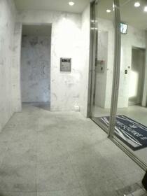 15/15 エントランス