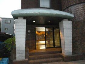 2/2 エントランス