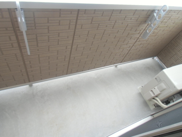 17/20 バルコニー