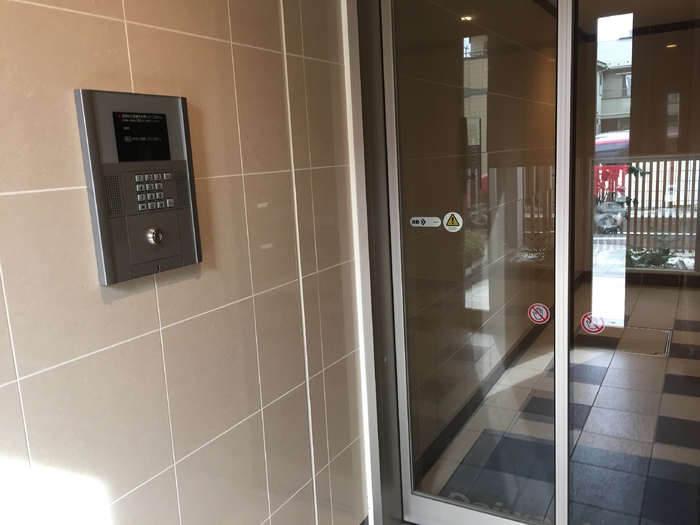 2/3 エントランス