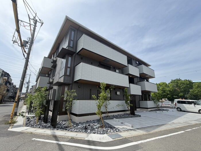 1/20 外観