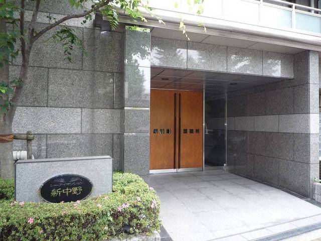 2/3 エントランス