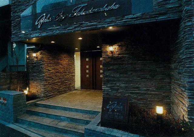 28/29 エントランス