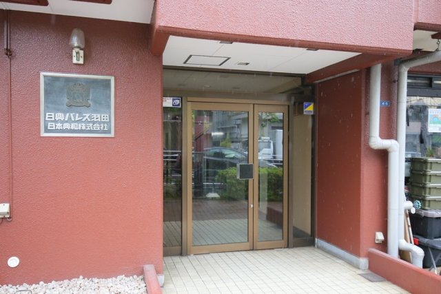 2/4 エントランス