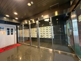 15/16 エントランス