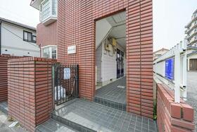 15/15 エントランス