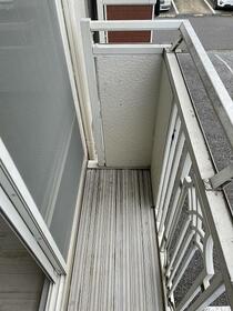 13/16 バルコニー