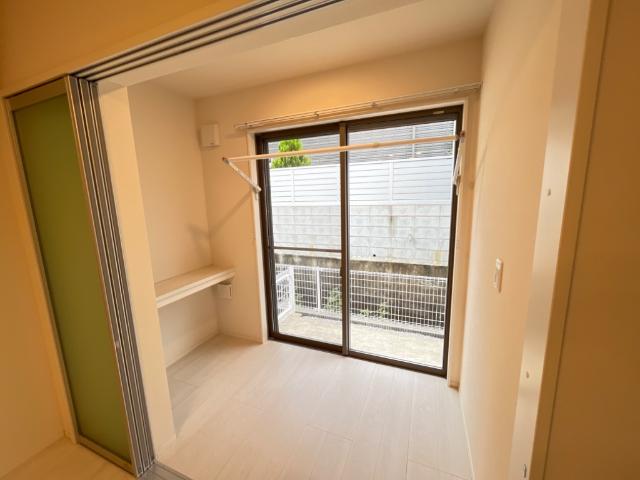 16/27 バルコニー