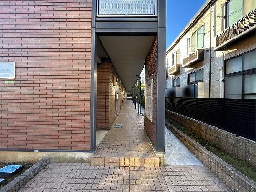 14/14 エントランス