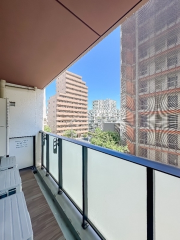 19/23 バルコニー