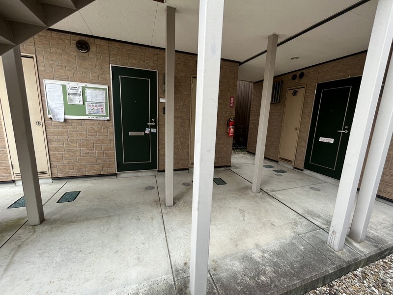 3/5 エントランス