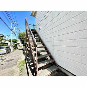 14/14 エントランス