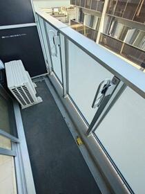 13/16 バルコニー