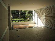 16/16 エントランス