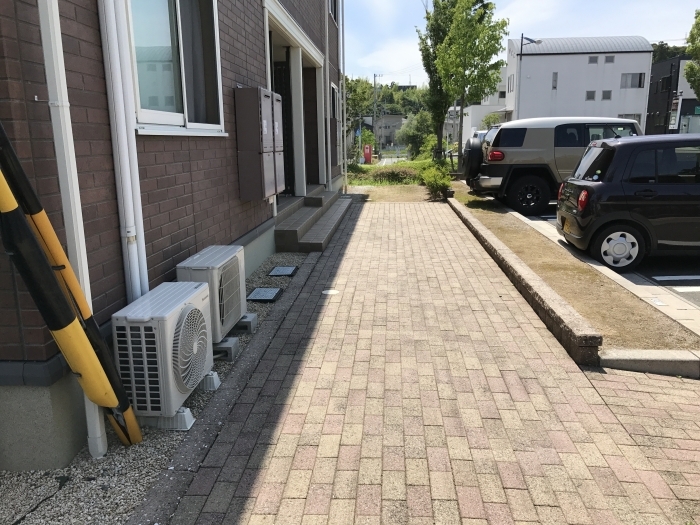 2/3 エントランス