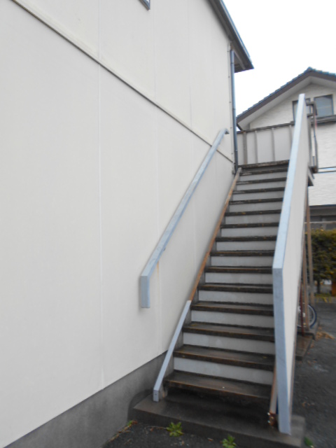 21/30 エントランス