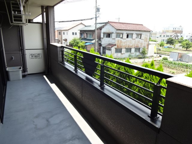 17/25 バルコニー