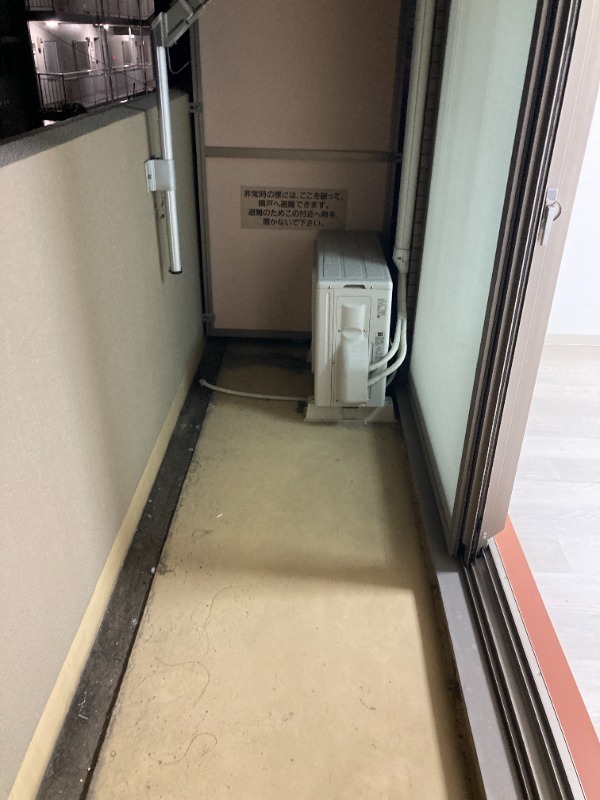 13/20 バルコニー