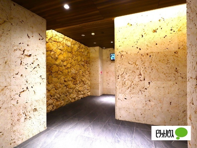 15/25 エントランス