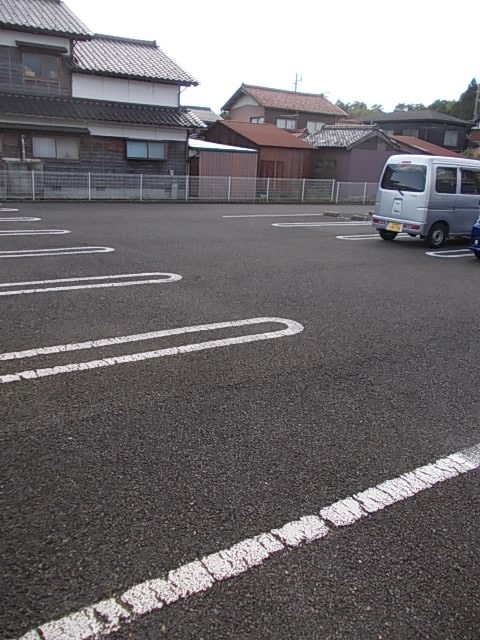 14/20 駐車場
