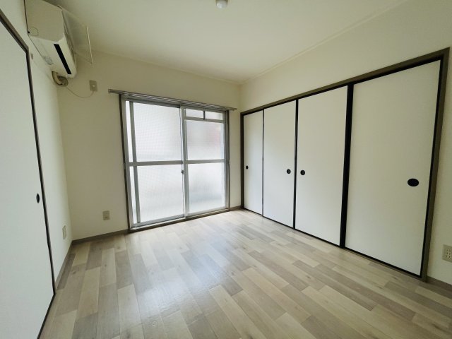 2/2 エントランス