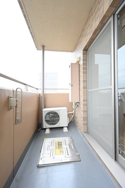 13/19 バルコニー