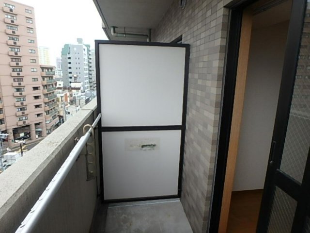 13/19 バルコニー