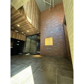 4/5 エントランス