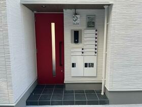 14/16 エントランス